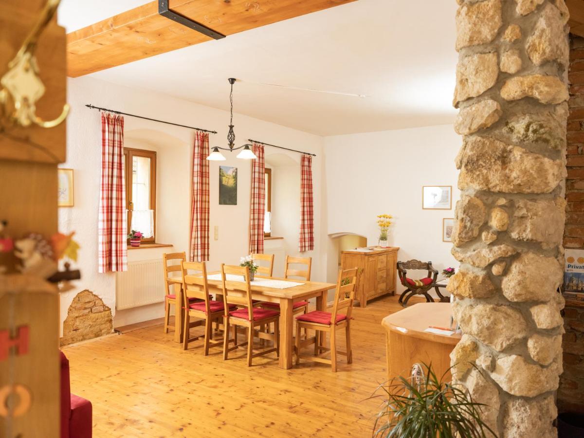 Ferienwohnung Zum Kapuziner Poysdorf Dış mekan fotoğraf