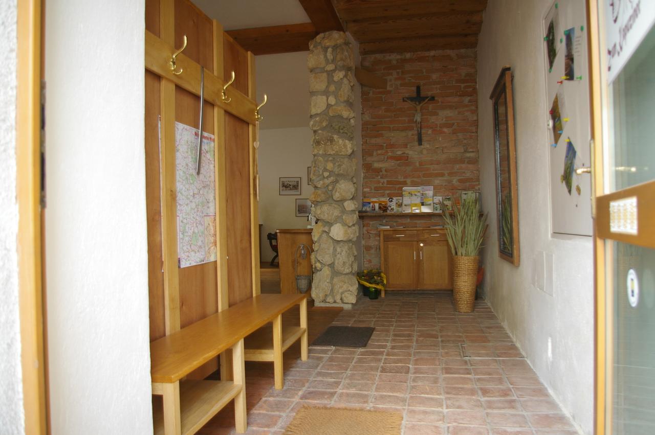 Ferienwohnung Zum Kapuziner Poysdorf Dış mekan fotoğraf